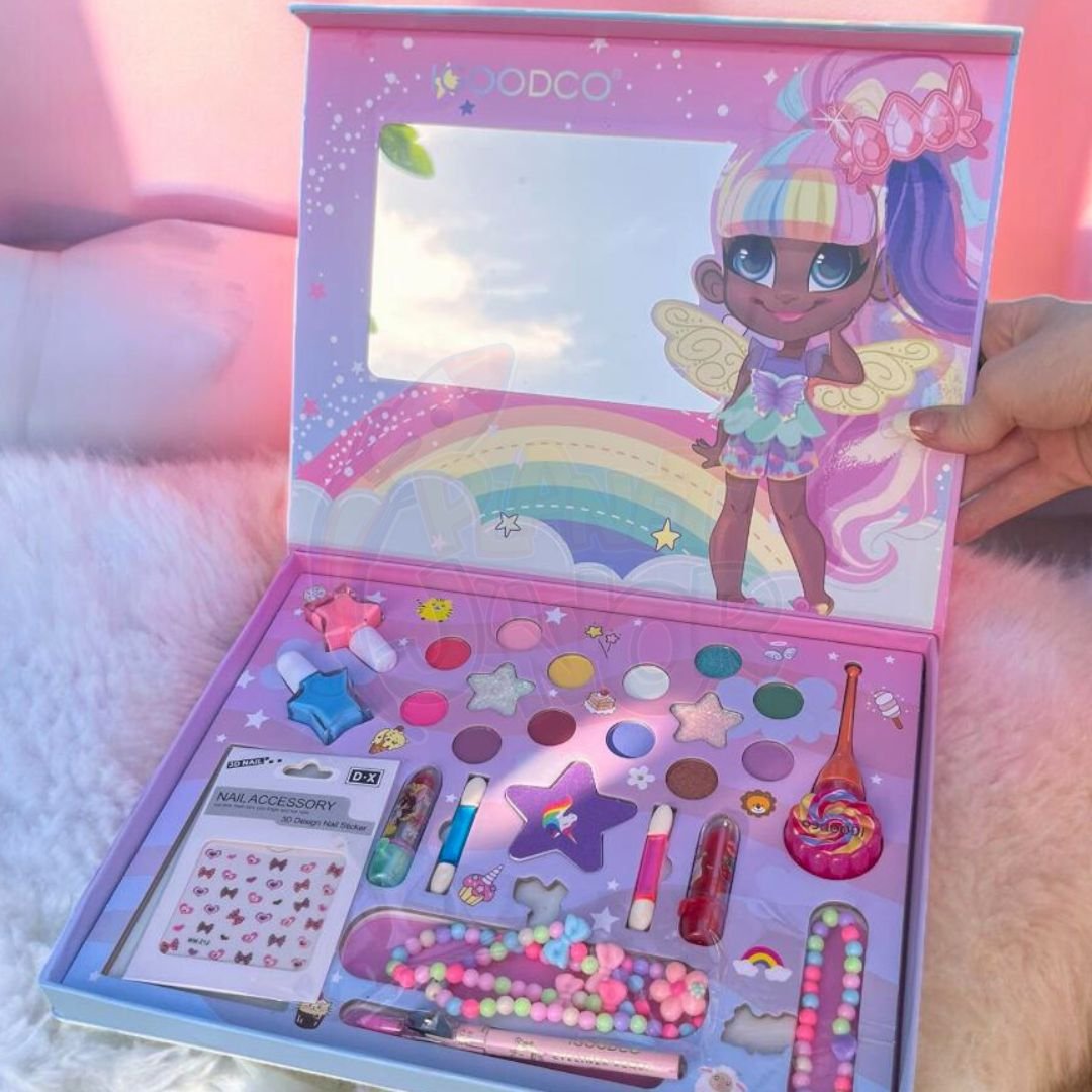 Kids Makeup Beauty Kit — Child-Safe Cosmetics in Carry Case